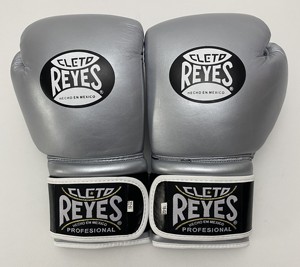 ถุงมือคิกบ็อกซิ่งคุณภาพสูง ปรับแต่งได้ ผลิตจากหนัง แห้งเร็ว ระบายอากาศดี สวมใส่สบาย เหมาะสำหรับศิลปะการต่อสู้และมวย - Product Image 4