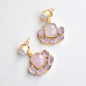 Aretes de Aro de Latón al por Mayor, Aretes de Piedra Natural Orgánica, Acabado Chapado en Oro de 18K, Diseño Boho Chic, Listos para Enviar al por Mayor - Product Image 2