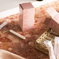 Dossiers en papier écologiques haut de gamme au design unique et créatif avec logo personnalisé pour crèmes pour le visage et produits cosmétiques