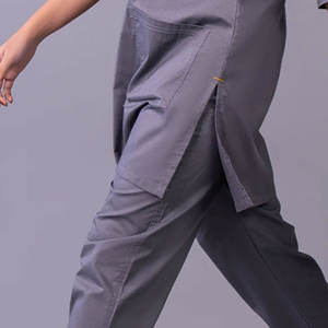 Ensemble d'uniformes d'infirmière médicale grande taille pour femmes vente en gros Jogger Scrub à manches courtes Uniformes de spa pour une utilisation à l'hôpital pour la saison de printemps - Product Image 4