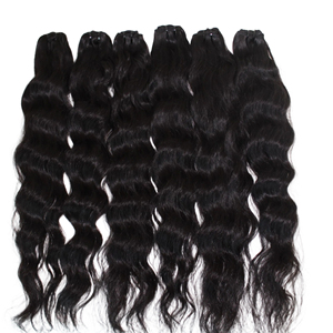 Nuestros mechones de cabello indio natural ondulado ofrecen un volumen lujoso, calidad duradera y textura natural para una belleza diaria impresionante - Product Image 2