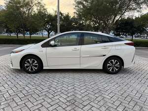 Toyota Prius Prime Premium 2017, Listo para Enviar - Product Image 4