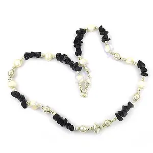 Collar de Plata de Ley para Mujer con Perla y Piedra Negra, Elegante Accesorio de Joyería - Product Image 2