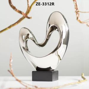 Escultura de Metal Hecha a Mano, Escultura de Metal de Lujo, Accesorios para Espacios, Acento, Escultura Moderna China, Zahid Exports - Product Image 5