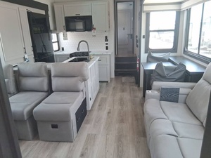 Nouveau Jayco S-e-i-s-m-i-c 395 2026 prêt à la vente - Product Image 3