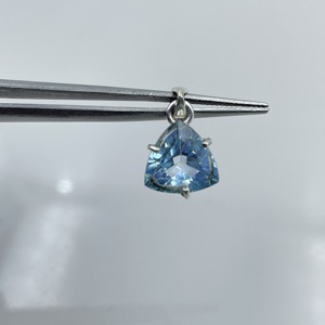 Colgante de Plata de Ley 925 de Topacio Azul, colgante de joyería de piedras preciosas facetadas, colgante de Topacio Azul Natural hecho a mano - Product Image 4