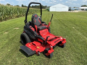 Tondeuse à gazon Gravely Pro-Turn 660, tondeuse à gazon à braquage zéro, moteur à essence 2 temps, tondeuse à gazon haute performance, usage industriel, commercial, bricolage - Product Image 1