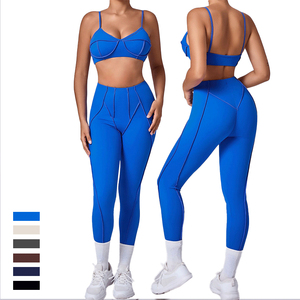 Ensemble de yoga de nouveau style vêtements de yoga en forme de corps ensemble de vêtements de yoga décontractés de sport moulants brossés - Product Image 4