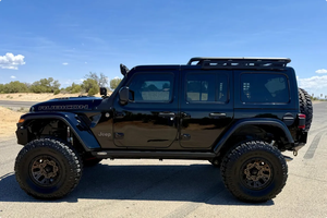 LISTO PARA CONDUCIR - USADO, VOLANTE A LA IZQUIERDA |   CONDUCCIÓN DERECHA |   Jeep Wrangler Unlimited Rubicon 392 2022 - Product Image 2