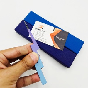 Nouvelle pince à cils design pince à épiler en acier inoxydable droite et extension de cils à 45 degrés avec nom de marque personnalisé - Product Image 4