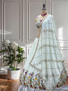 High on Demand Flair 3,5 Mtr Lehenga Choli con Secuencia de bordado Trabajo Lehenga sin Dupatta - Product Image 6