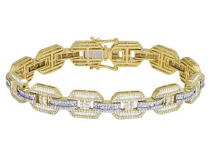 Bracelet en or jaune 10 carats avec diamants de laboratoire taille baguette, design moderne à maillons pour femme - Product Image 1