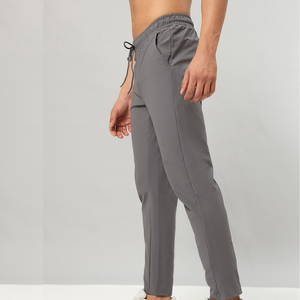 Pantalon de survêtement en coton pour hommes Fabricant OEM Streetwear Jogger Set Premium Fashion Bulk Supply - Product Image 2