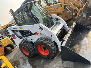 Minicargadora Bob usada en excelentes condiciones para construcción, paisajismo, agricultura, quitanieves y manejo general de materiales - Product Image 4