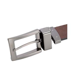 Cinturón reversible informal para hombre Alfani talla 32 negro con hebilla de acero - Product Image 2