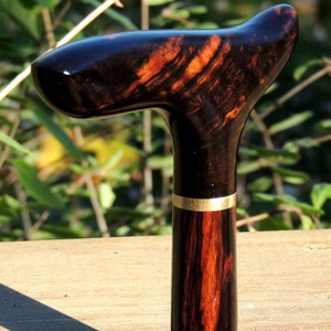 ไม้เท้าทำจากเรซินไม้กันลื่นพร้อมที่จับแข็งแรงหลายรูปทรงสำหรับคนสูงอายุที่ฟื้นฟู - Product Image 1