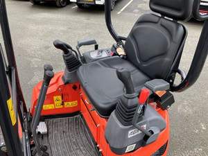 Mini-excavatrice U17-3a de 1,7 tonne, compacte, à balancement de queue nul, avec moteur, pompe et boîte de vitesses à haut rendement - Product Image 2