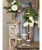 Vase Simple noir avec détails en or parfait pour bureau d'étude de chambre salon salon et cadeau créatif ou utilisation décorative