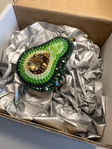 Broches con cuentas Broche de diseñador hecho a mano. Accesorios de alta calidad. Broche de diseño único. El mejor regalo para baby shower. - Product Image 4