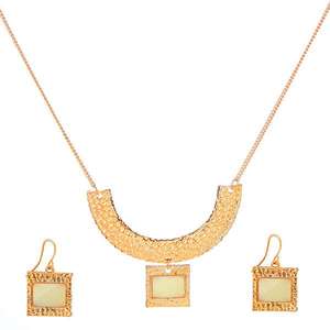Kriaa <b>Gold</b> Plated Fashion <b>Jewelry</b> <b>Set</b> 1104105 Statement Necklace and Earrings - Product Image 1