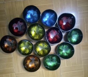 La coquille de noix de coco laquée par couleur vibrante bols la coquille de noix de coco écologique du Vietnam pour diner quotidien les bols laqués vibrants de coquille - Product Image 5