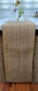 Chemin de Table en Jute fait à la main avec bordure dorée - Product Image 3