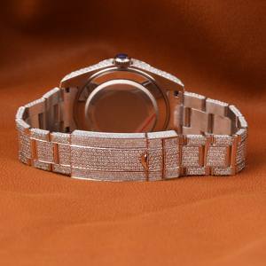 Reloj de acero inoxidable de lujo para hombre con Moissanite VVS Clarity Baguette Diamond Totalmente helado para uso diario Fiestas de lujo - Product Image 3