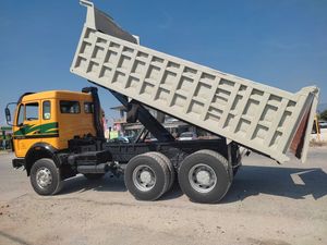 1989 Mercedes-Benz 2635 6x4 <span class=keywords><strong>Sino</strong></span> 10-Wheel Tipper truk sampah baru mesin Diesel Unit kemudi kiri kotor untuk pertambangan digunakan untuk dijual - Product Image 4