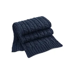 Écharpe en tricot torsadé mélangé personnalisée pour les accessoires de sports d'hiver - Product Image 5