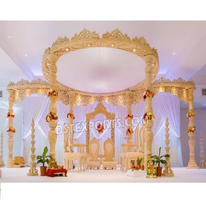 Cérémonie de mariage hindoue WoodLook Fiber Mandap Gujarati Wedding Wooden Look Fiber Mandap Gorgeous Round Mandap pour UK Wedding UK - Product Image 1