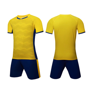 Tenues de football personnalisées pour hommes, tenues de football de haute qualité, nouvelle arrivée, tenues les plus vendues, fabricant en gros, vêtements - Product Image 1