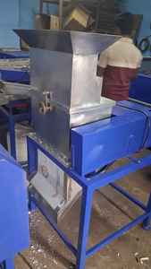 La machine de découpe Mariya assure une forme uniforme, une coupe propre, un fonctionnement hygiénique, une efficacité de production, le meilleur prix en Inde - Product Image 3