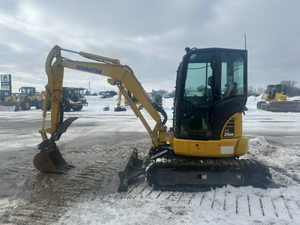 Mini-excavatrice Komatsu PC35MR-5 de 4 tonnes à prix avantageux, modèle 2022, avec moteur FPT de 26 kW - Product Image 2