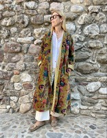 Robe de chambre indienne en velours fait à la main longue veste d'hiver Robe de maison Robe de mariée accessoire de saison d'été cadeau parfait pour elle