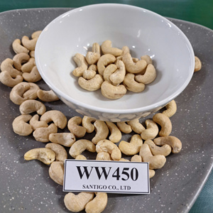 Anacardos Kaju a precio razonable, anacardos W450 SANTIGO exportados a Oriente Medio - Product Image 1