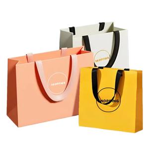 Bolsas de compras de papel con logotipo personalizado reciclable-Bolsas de regalo de lujo con asa de cinta - Product Image 2