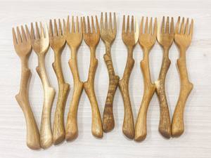 Cucharas de madera Cucharas para servir Utensilios de cocina y cuchara de madera tallada para regalo y vajilla - Product Image 5