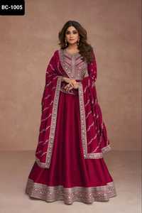 ชุดประจำชาติอินเดียผ้าไหมวิชิตราแท้พร้อมงานปักลายลำดับซาริและแขนเสื้อสำหรับงานแต่งงาน - Product Image 2