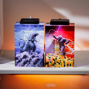 Lampe en résine époxy personnalisée, Lampe en résine époxy, Lampe en résine époxy sur mesure, Lampe en résine et bois, Veilleuse personnalisée, Cadeau fait main, Anniversaire - Product Image 3