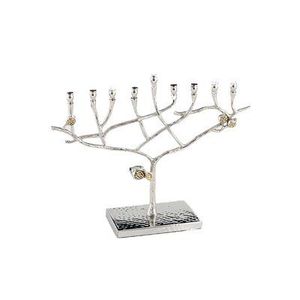 Ménorah élégante en aluminium écologique pour une décoration de vacances minimaliste, ajoutant une touche d'élégance subtile aux traditions de Hanoucca et de Noël - Product Image 1