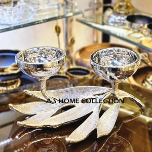 ชามตกแต่งโต๊ะสำหรับงานแต่งงานทำจากโลหะทองเหลืองทันสมัยวางกลางโต๊ะและจัดแสดงดอกไม้ - Product Image 4