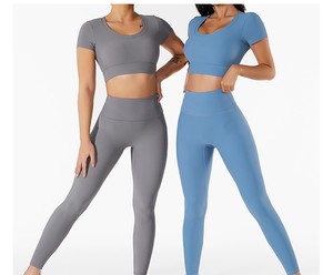 Venta al por mayor llano mujeres deportes Yoga Crop Top tela gimnasio Fitness Yoga entrenamiento Top Activewear cómodo entrenamiento desgaste - Product Image 1