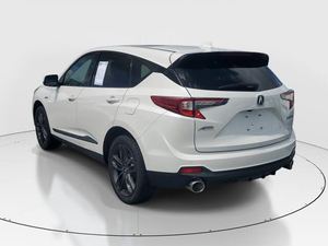 ¡Nueva Llegada a Bajo Precio! R-D-X FWD 2023 Usado con Paquete A-Spec, 2L Automático, Asientos de Cuero, SUV Crossover - Product Image 4