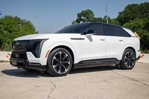 Escalade IQ Sport 2 2025 en Perfecto Estado - Product Image 2