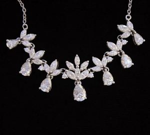 Collar de moissanita con gota de pera de Plata de Ley 925, hermoso regalo de graduación para hija, collar estampado 925 - Product Image 1