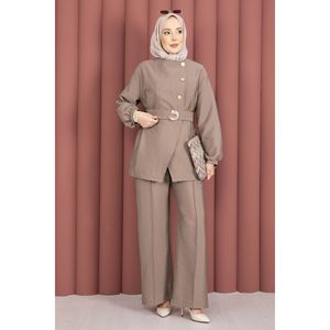 Conjunto de Dos Piezas para Mujer, Color Visón, con Botones Dorados y Cinturón, Talla M - Product Image 1