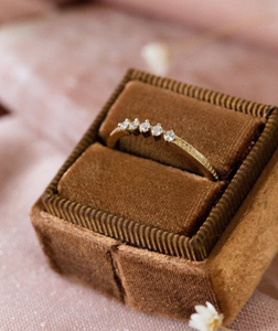 10K วงแหวนเพชรกลมสีทองทรงกลมสำหรับงานหมั้นวงแหวนเพชรสำหรับปลูกในห้องปฏิบัติการ - Product Image 1