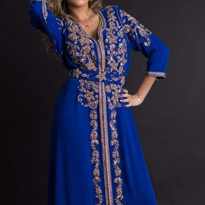 HERMOSO DISEÑO DE BORDADO ZARI EN VESTIDO CAFTAN AZUL REAL CON ADORNADO CON CUENTAS DE CRISTAL, PIEDRA, TRABAJO DABKA @ 2023 - Product Image 1