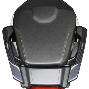 Autocollant de réservoir personnalisé en 3D avec logo pour Honda X-Adv 2021-2025, imperméable - Product Image 1