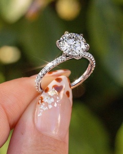 Anillo de Compromiso Clásico con Diamante Cultivado en Laboratorio de Corte Redondo de 1.01CT, VS1 D, Banda de Oro Sólido de 14K, Joyería para Mujer, Regalo de Aniversario - Product Image 4